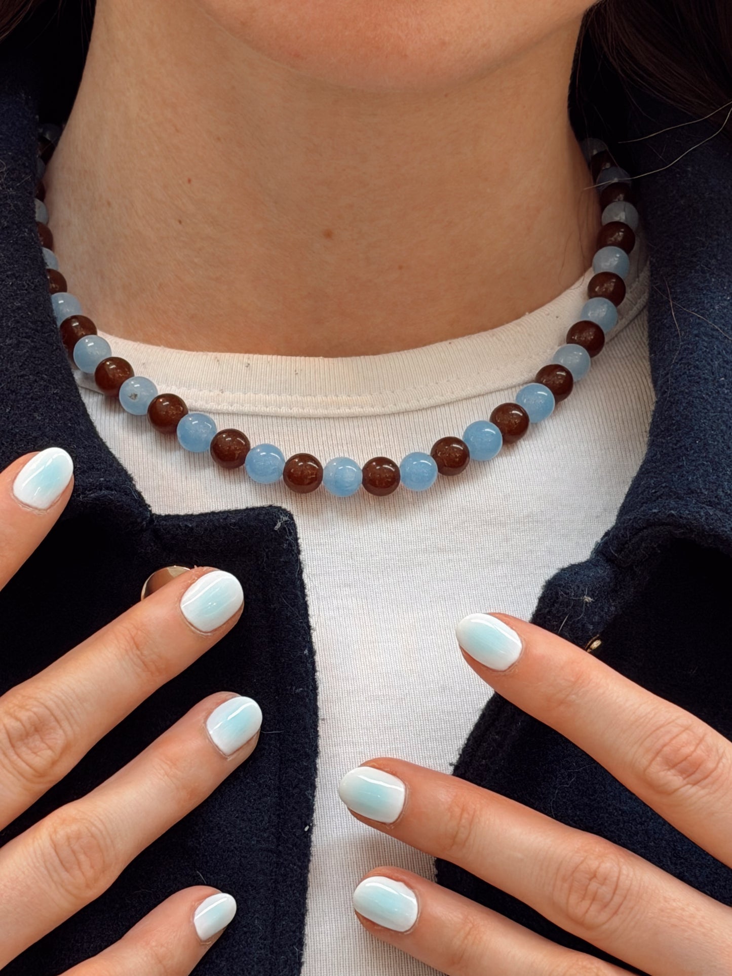Collar Mia en Azul y Marrón