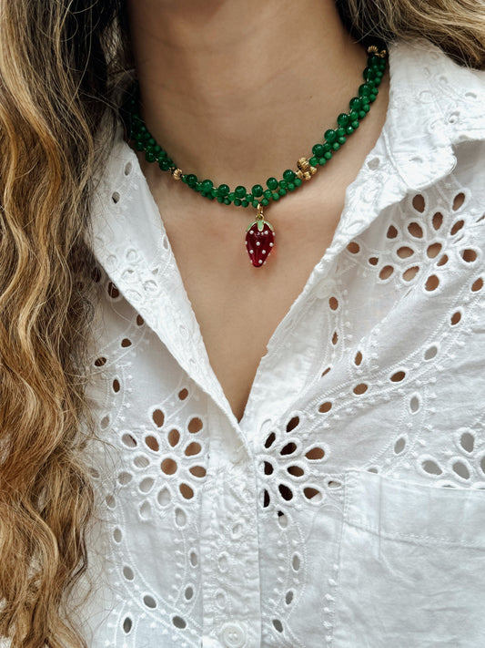 Collar Verde y Fresa