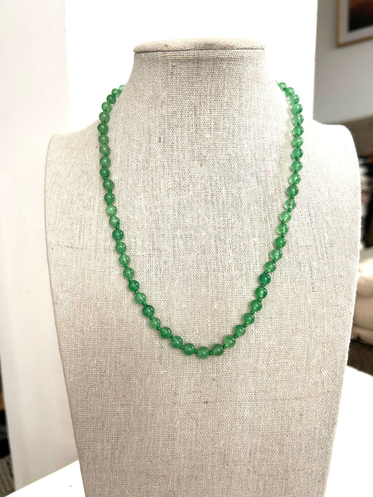 Collar piedras verdes